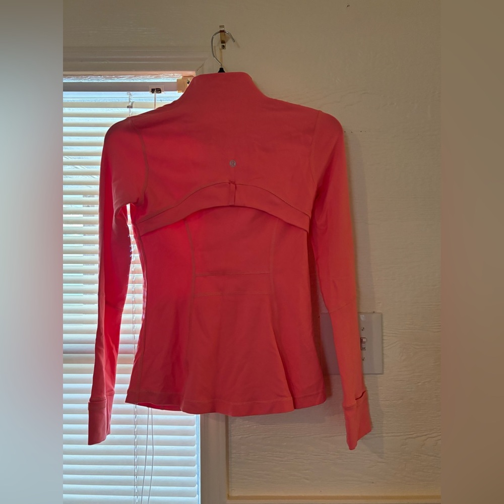 Lululemon Jacket - Picture 6 of 6